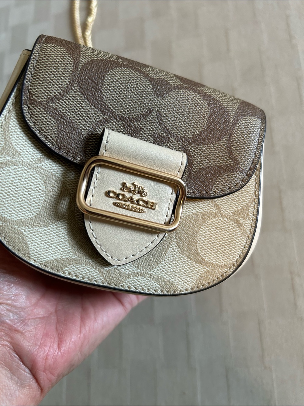 Coach Outlet Morgan Card Case in Chain - Picture 8 of 14